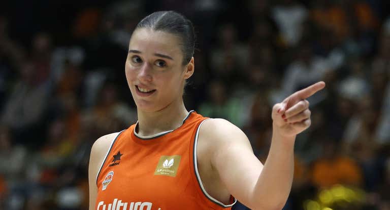 Raquel Carrera, durante un partido de Liga F Endesa la pasada temporada.