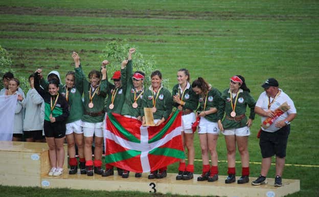 Sokatira, un deporte apenas conocido que se practica en los cinco continentes y en el que mandan los suizos y las chinas