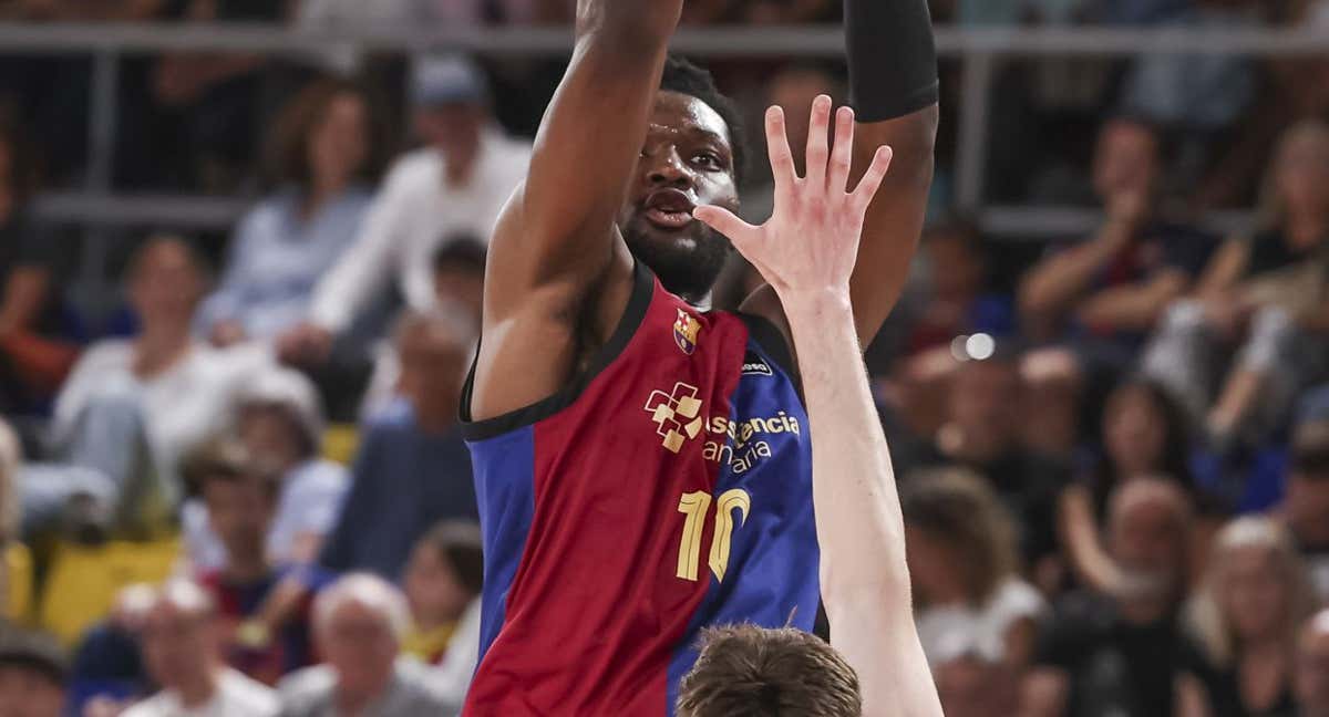 Chimezie Metu, durante el partido de este domingo ante el Covirán Granada.