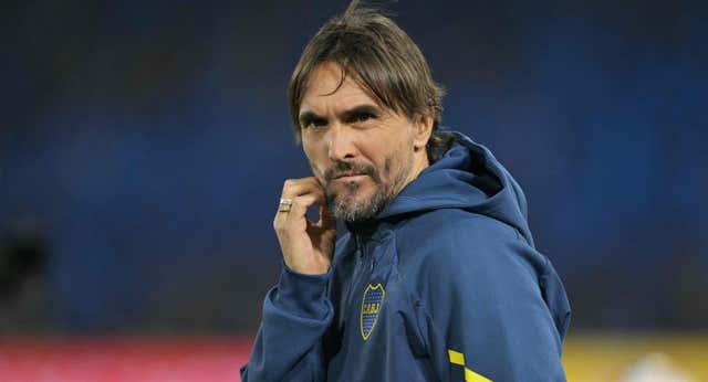 Dimite Diego Martínez, entrenador de Boca Juniors