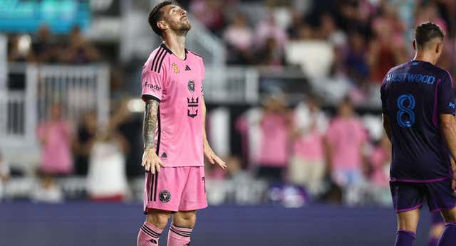 Leo Messi persigue un nuevo récord mientras se decide entre ser superhéroe o villano