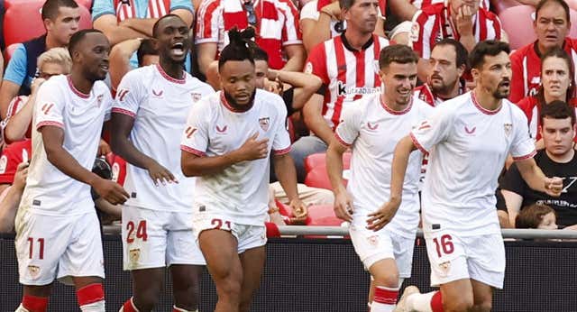 ‘Palo’ del Sevilla para pinchar el globo del Athletic