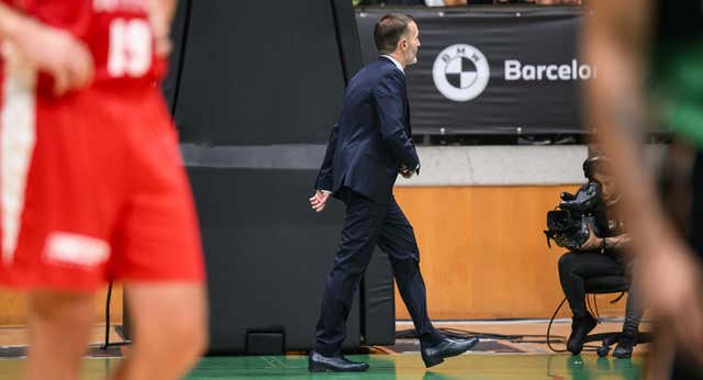 Los árbitros ACB también se blindan contra las protestas y ponen en jaque a los banquillos