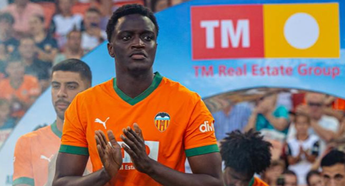 Mouctar Diakhaby el día de la presentación.