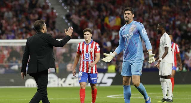 Antiviolencia investiga también gritos de «mono» a Vinicius y no compra el argumento de Simeone: ni una mención a Courtois