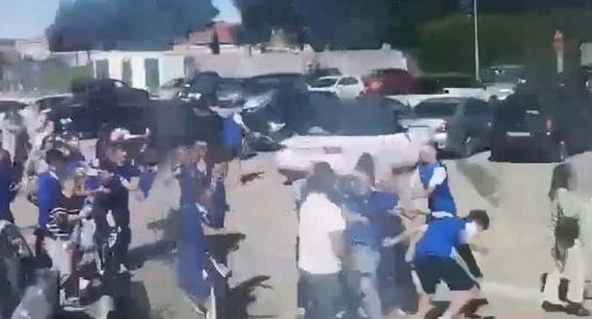 Pelea de juveniles en el aparcamiento de Torrelavega.