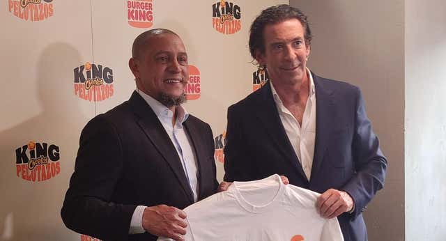 Roberto Carlos, tajante con lo sucedido en el derbi: «Fueron preparados para agredir»