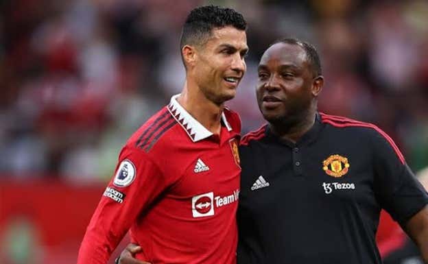 Cristiano Ronaldo y Benni McCarthy. REUTERS