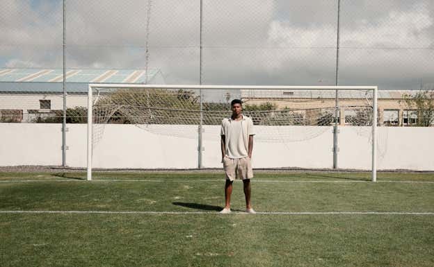 Moha, el portero que jugó con fuego hasta acabar en la cárcel, revive en Tenerife: «En el Real Madrid pensé que era como ellos y no había empatado con nadie»