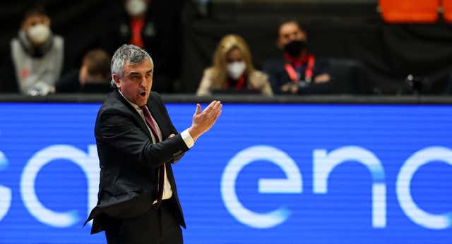 La Fiscalía pide 14 años de cárcel por agresión sexual a una menor para el exseleccionador de baloncesto Mario López