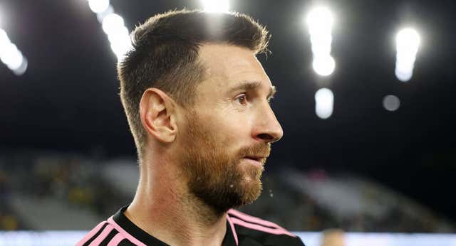 Messi no se cansa nunca y aumenta su ventaja como el jugador más ganador de la historia