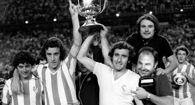 La AFE pedirá a la Seguridad Social que se reconozca como trabajadores a los futbolistas de los 70 y los 80