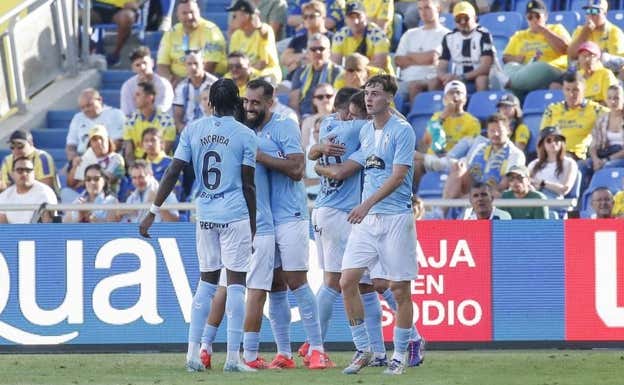 Borja Iglesias celebra su tanto  LALIGA