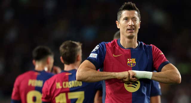 Las huellas de Lewandowski persiguen las de Messi… y no solo por los goles: “Es superlativo”