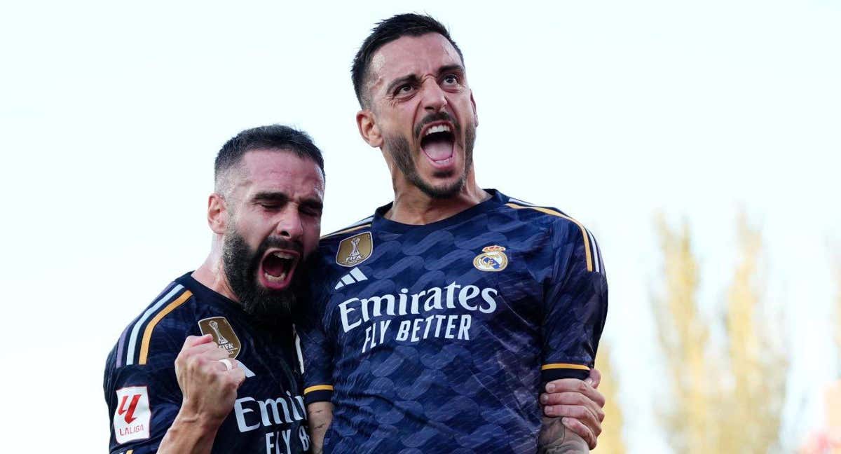 Dani Carvajal celebra un gol con Joselu.