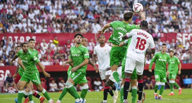 El CTA denuncia a Diego Llorente y el Betis pide los audios de la sala VOR