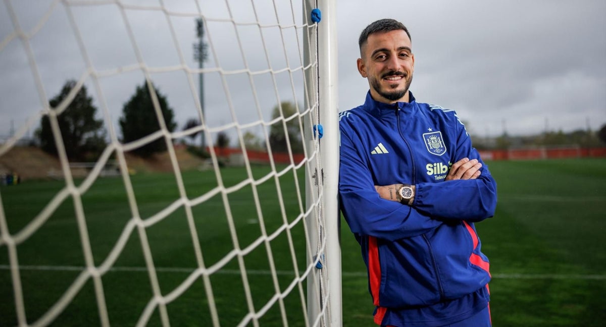 Joselu Mato en la concentración con la Selección.