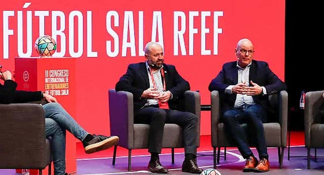 Sigue el caos en la RFEF con un seleccionador cesado en diferido y otro nombrado ‘in pectore’