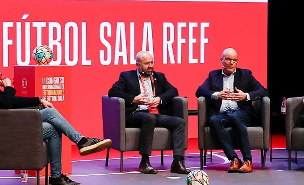 Sigue el caos en la RFEF con un seleccionador cesado en diferido y otro nombrado 'in pectore'