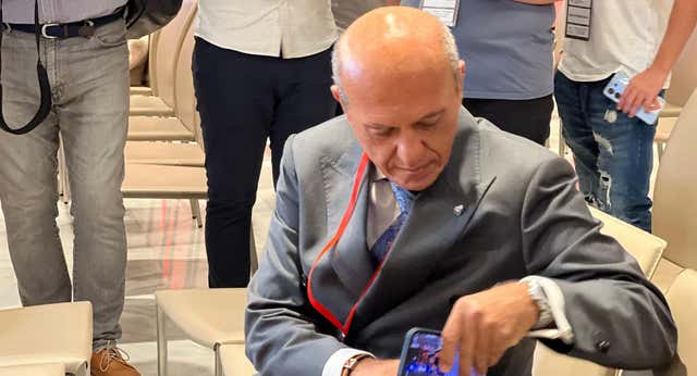 Del Nido sigue erre que erre: «Es un consejo ilegal, están agarrados al sillón y al sueldo»