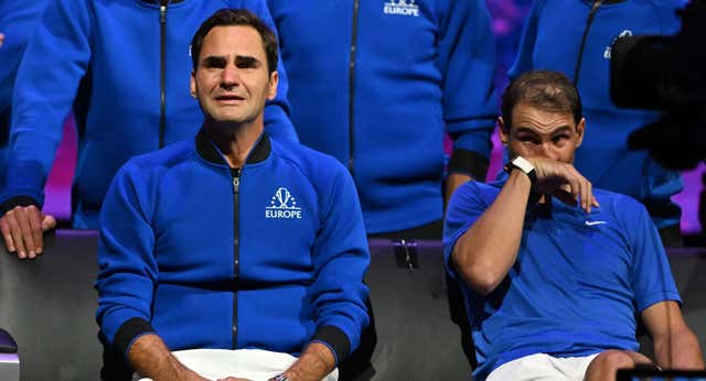 La sonrisa de Federer y el resoplido de Nadal: la distinta manera que tienen héroes de decir adiós