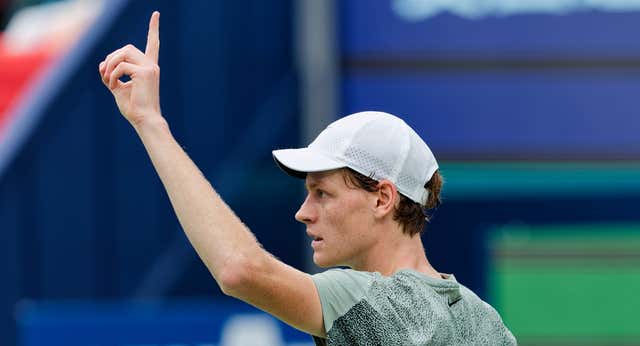 Sinner lamenta la retirada de Nadal: “Es una noticia dura para el mundo del tenis”