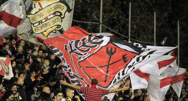 Cuando los ultras quieren matar al mensajero: “Me dijeron que si no revelaba mi fuente no salía nadie del estadio”