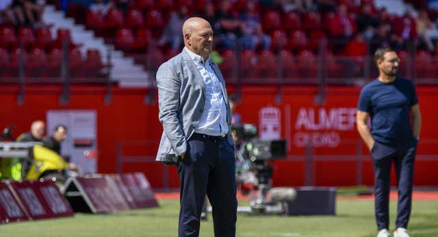 Pepe Mel ironiza con el “crack” de Lax Franco y dispara: “Se habla tanto de libertades… aquí no andamos bien”