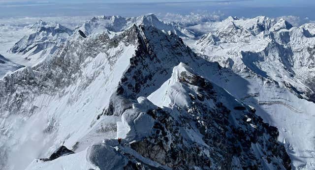 El hallazgo que puede cambiar la historia del alpinismo 100 años después
