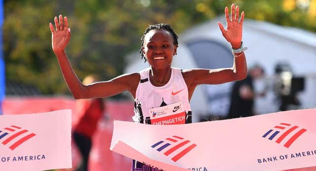 El bocado de Ruth Chepngetich al récord del mundo consolida el cambio de era en la maratón y en el calzado
