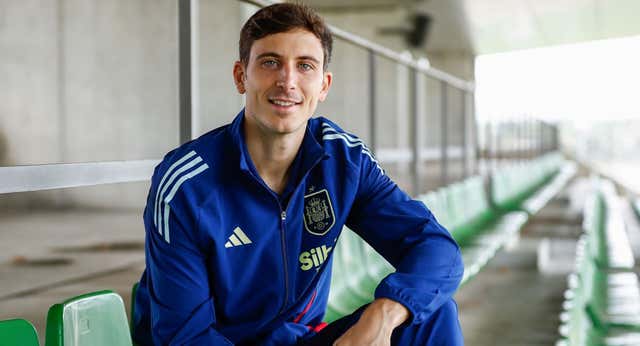 Pau Torres y su ilusión por volver a vestir la camiseta de la Selección: “Uno valora mucho más las cosas”