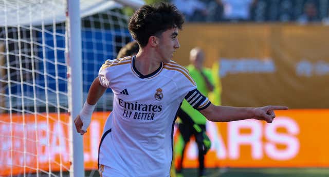 Un gol ‘a lo Messi’ de Alberto Ruiz, la última perla de La Fábrica, llena de esperanza al Real Madrid: «La clave es que está centrado»