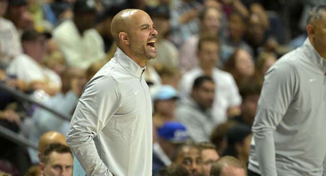 Jordi Fernández saca partido a su método ‘duro’ y gana su primer partido como entrenador jefe en la NBA