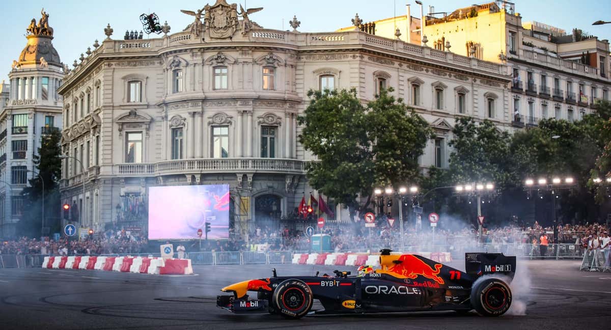 Coche Red Bull en una exhibición en Madrid.