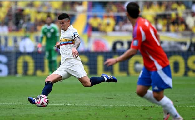 James, en un pasaje del partido.  AFP