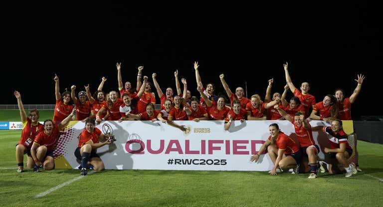 La selección femenina de rugby tras conseguir el pase al Mundial.