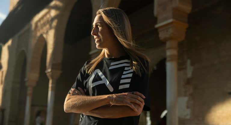 Mavi García, en la Alhambra.