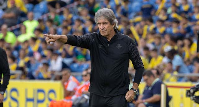 Pellegrini acepta las críticas pero se mantiene firme: «No necesitamos ningún respaldo»