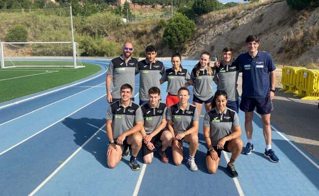 Loa nueve seleccionados que cogieron el relevo de Mirambell.