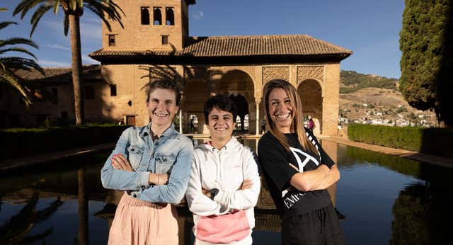 Las cinco claves y los tres pelotones de Reinas de la Alhambra