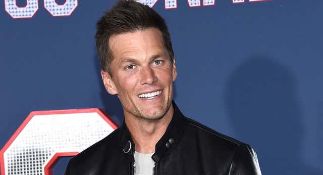 El alto precio que tiene que pagar Tom Brady para ser propietario y mantener a la vez su contrato de 375 millones de dólares