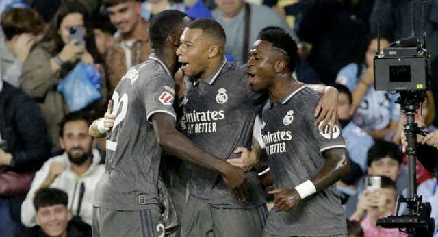 Mbappé acaba con un golazo su semana más complicada para dar la razón a Ancelotti