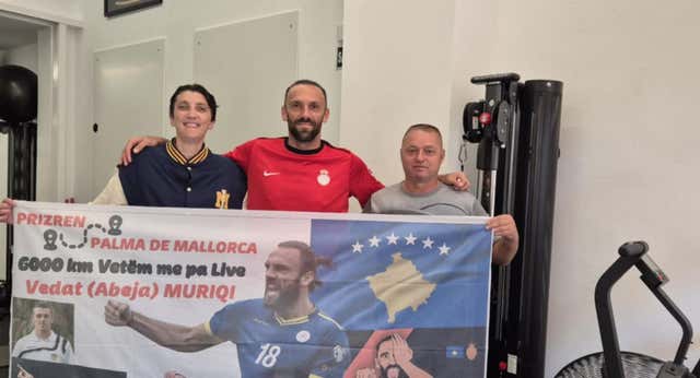 La dimensión de Muriqi y su normalidad explicados en un viaje de 6.000 kilómetros: «Él no sabía que habíamos venido…»