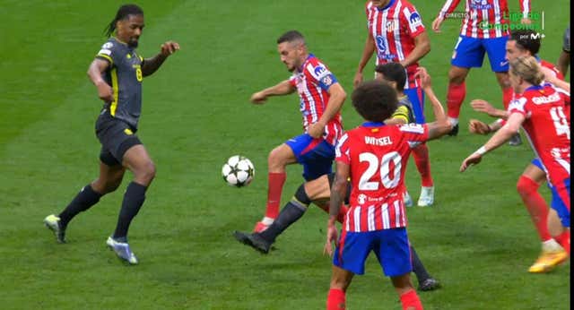 El penalti de Koke confunde al Atlético: «Espero que él lo entienda»
