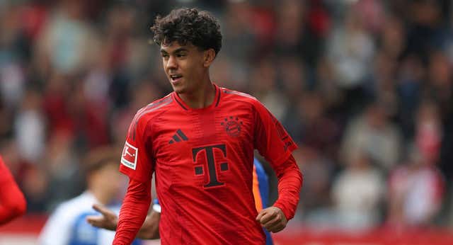 La locura de Aznou en Barcelona: juega con el juvenil del Bayern en la Johan Cruyff y tres horas más tarde puede repetir en Champions