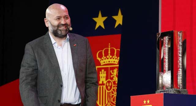 La RFEF zanja el culebrón de los seleccionadores nacionales con una reubicación de puestos