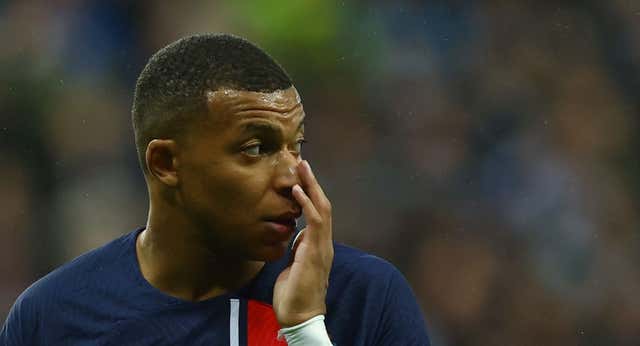 Mbappé le gana la batalla judicial al PSG y cobrará lo que le debían, según L’Équipe