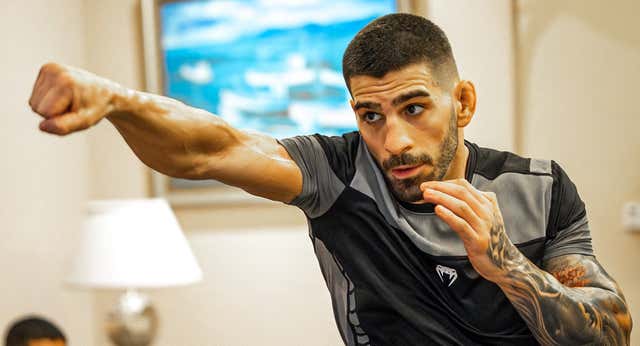 Ilia Topuria persigue ser El Matador de otra leyenda para consagrarse en UFC
