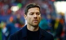 Xabi Alonso adopta el discurso de Pep Guardiola: «La Bundesliga es la competición más importante para nosotros»