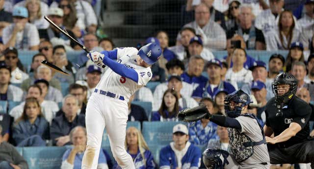 El duelo del siglo en EE.UU. empieza con un batazo para la historia para adelantar a Los Angeles Dodgers